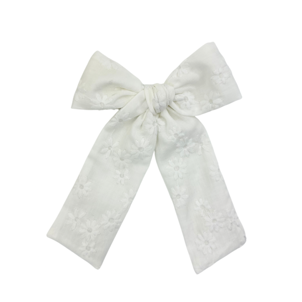 White Embroidered Daisy :: Pioneer on Sale