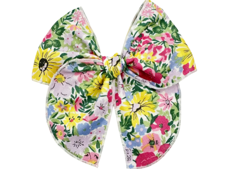 Bright Blooms :: Traveler Hot on Sale